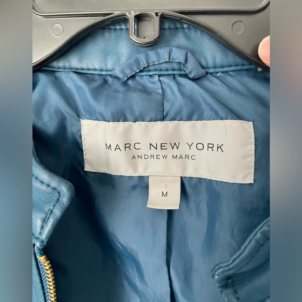Jacket - Picture 3 of 4